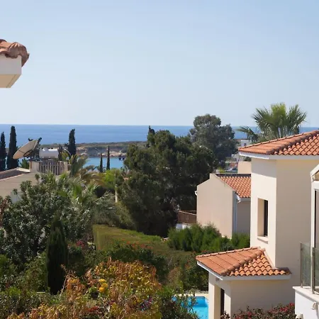 Townhouse Chamomile - 2br Coastal Retreat Near Coralia *