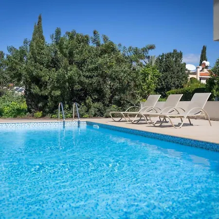 Two Bedroom Townhouse Chamomile Holiday home *