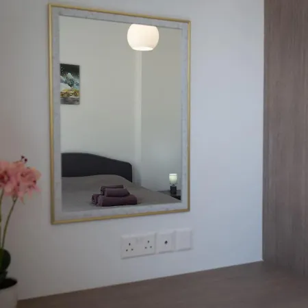 Townhouse Chamomile - 2br Coastal Retreat Near Coralia Peyia