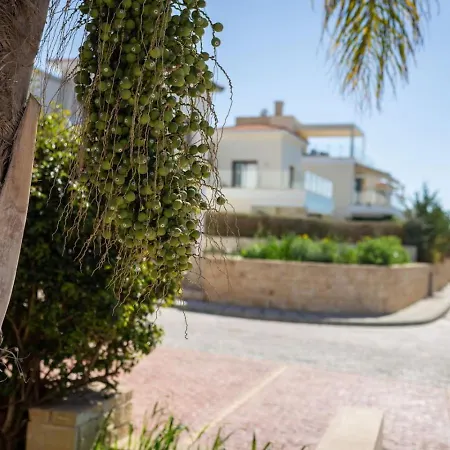 Townhouse Chamomile - 2br Coastal Retreat Near Coralia * Πέγεια