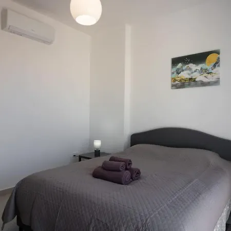 Two Bedroom Townhouse Chamomile Holiday home *