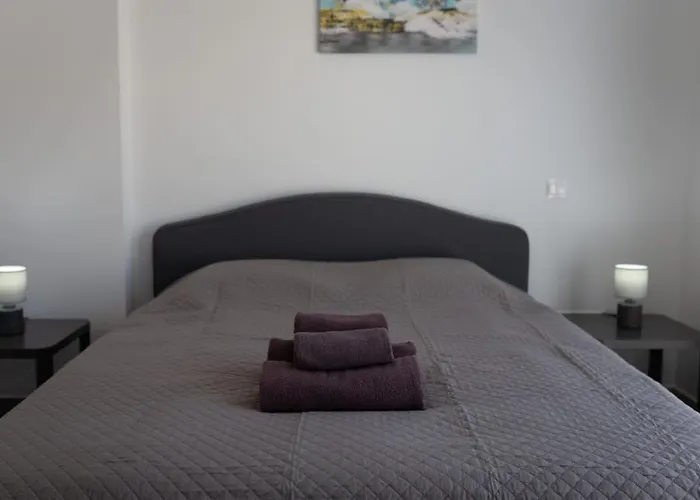 Townhouse Chamomile - 2br Coastal Retreat Near Coralia *