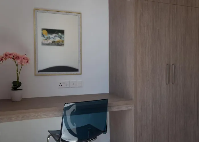 Townhouse Chamomile - 2br Coastal Retreat Near Coralia Peyia