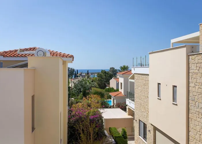 Casa vacanze Townhouse Chamomile - 2br Coastal Retreat Near Coralia *
