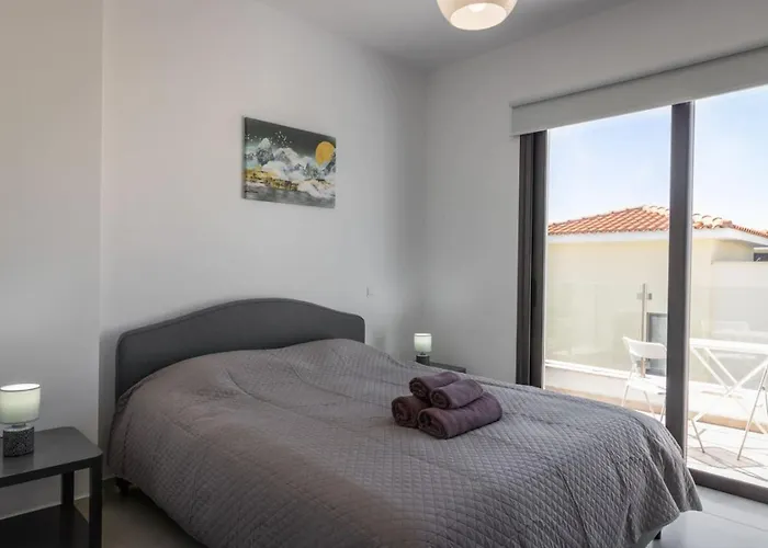 Townhouse Chamomile - 2br Coastal Retreat Near Coralia Casa vacanze Peyia