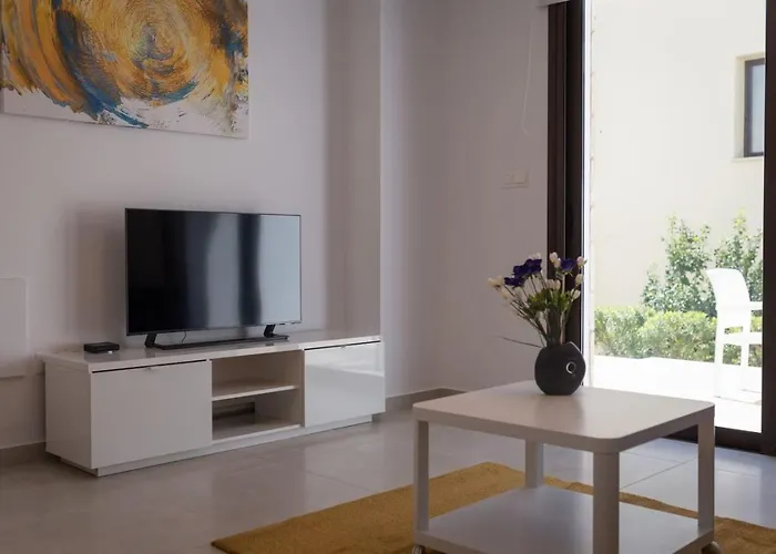 Townhouse Chamomile - 2br Coastal Retreat Near Coralia Casa vacanze