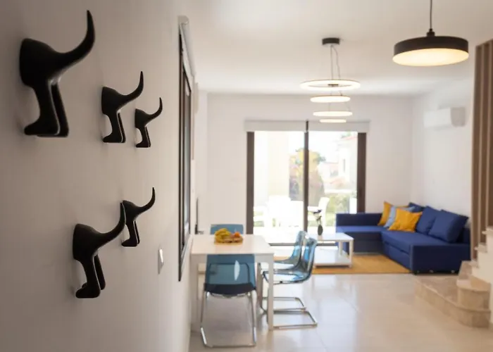 Townhouse Chamomile - 2br Coastal Retreat Near Coralia Casa vacanze *